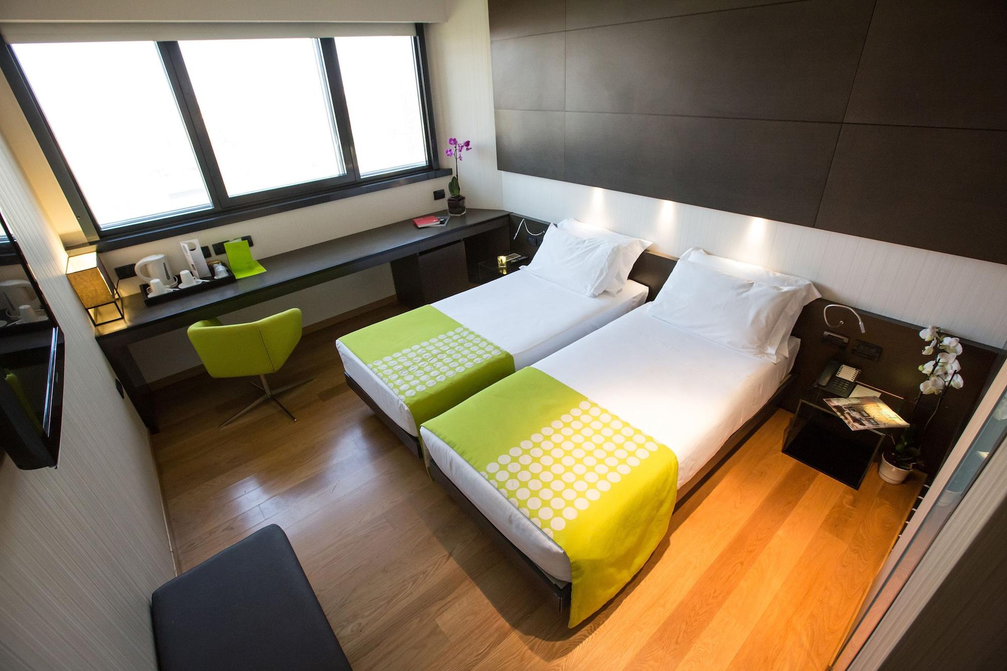 เดอะ ฮับ โฮเทล Hotel มิลาน ภายนอก รูปภาพ