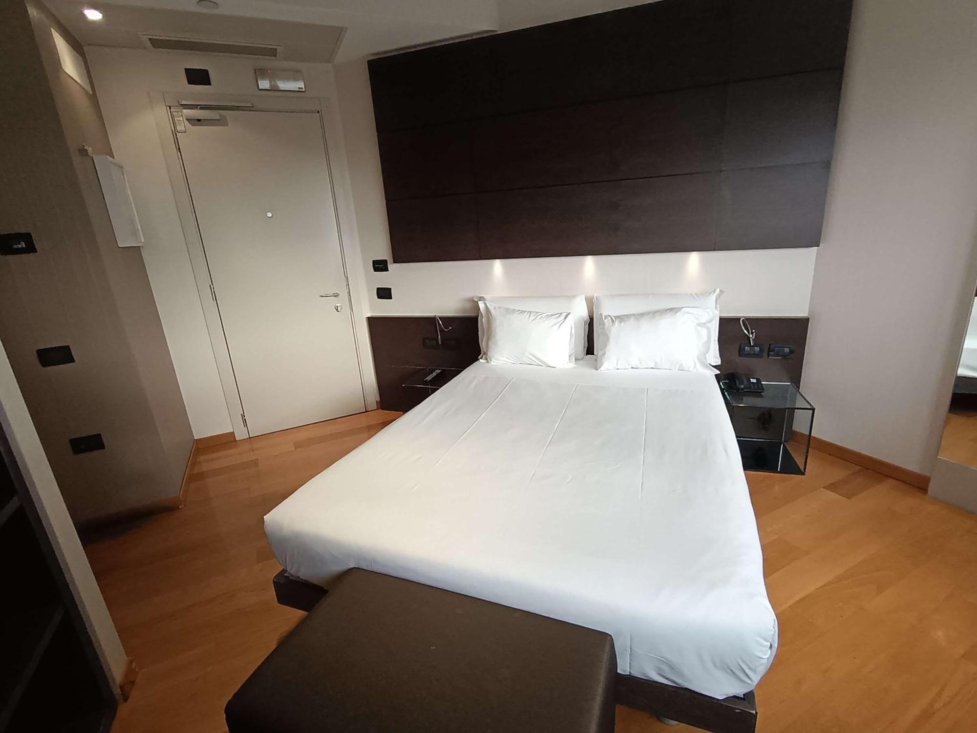 เดอะ ฮับ โฮเทล Hotel มิลาน ภายนอก รูปภาพ